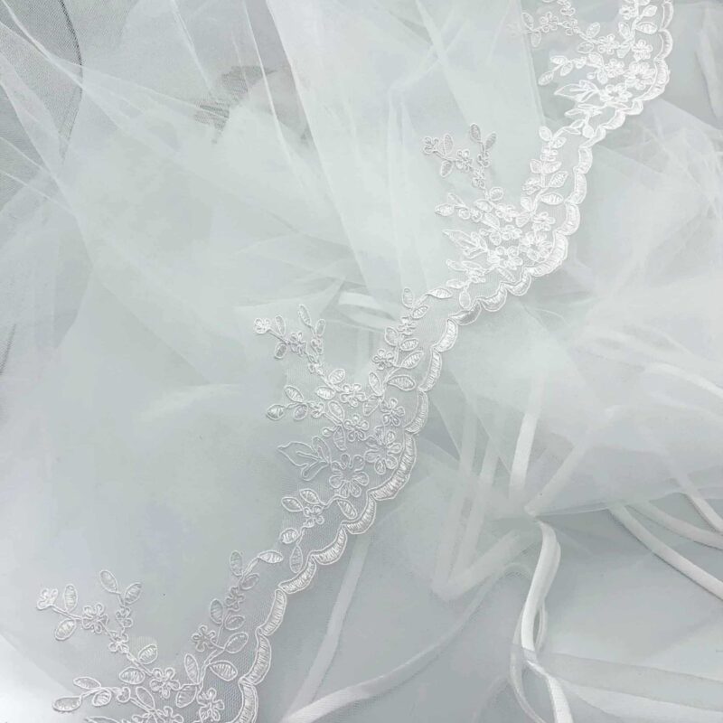 NT135 MARSEILLES Marseilles Embroidered Scallop Lace Trim