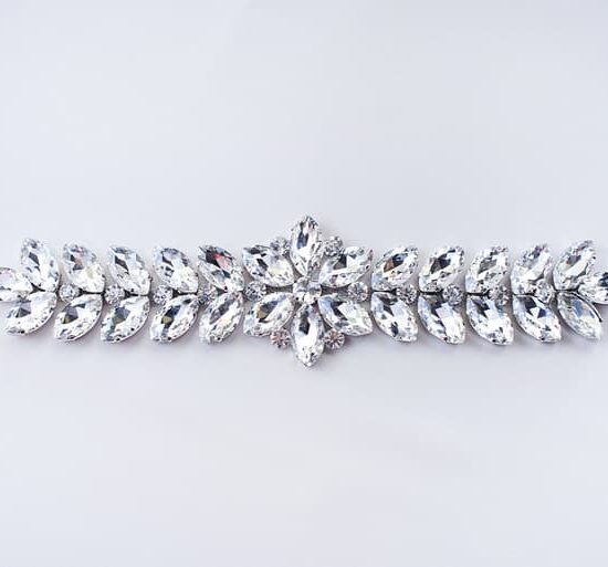 Donna Extra-Long Rhinestone Ornament Donna Extra-Long Rhinestone Ornament