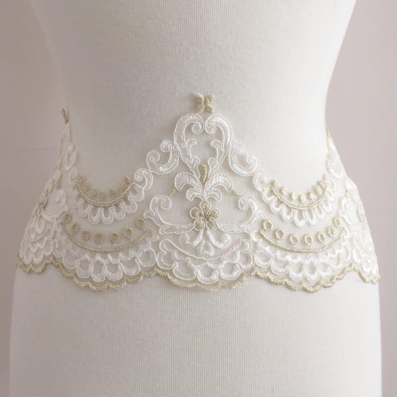 Kensington Embroidered Scallop Lace Kensington Embroidered Scallop Lace