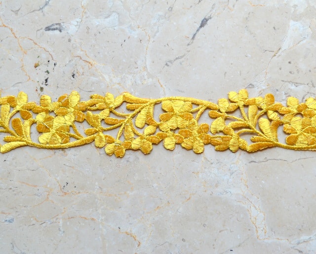 Embroidered Floral Trim (IronOn) Shine Trim