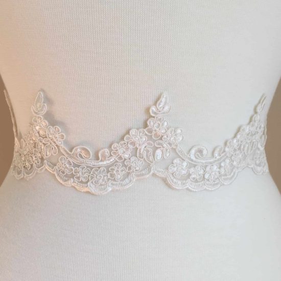 Dahlia Embroidered Scallop Lace Trim