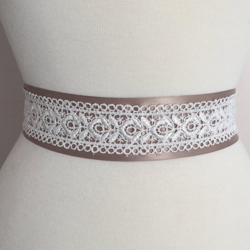 1.5" Floral Venise Lace 1.5" Floral Venise Lace