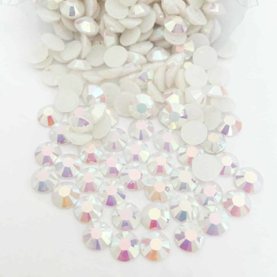 Acrylic Flatback Gem Stones (WHITE AB) SS30 (PACK OF 1000)