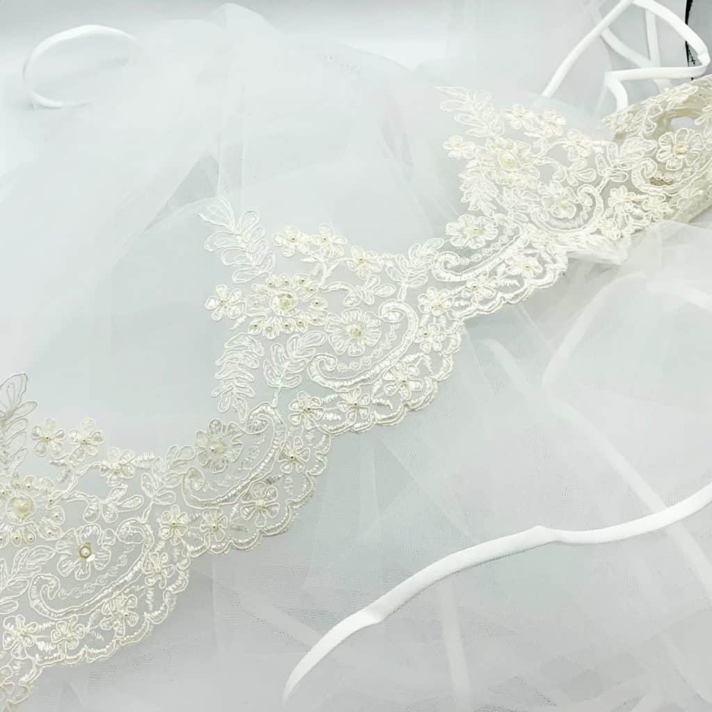 LA941 CLASSIC SCALLOP Classic Scallop Re Embroidered Floral Lace Trim